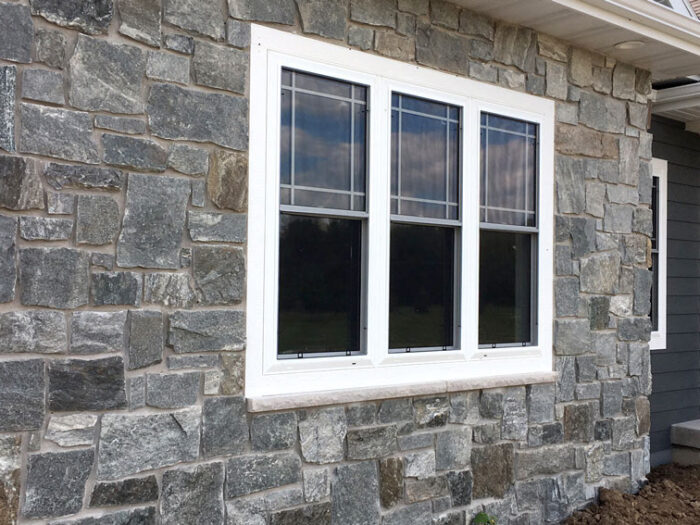 Barnwood blue castle rock stone on a residential exterior