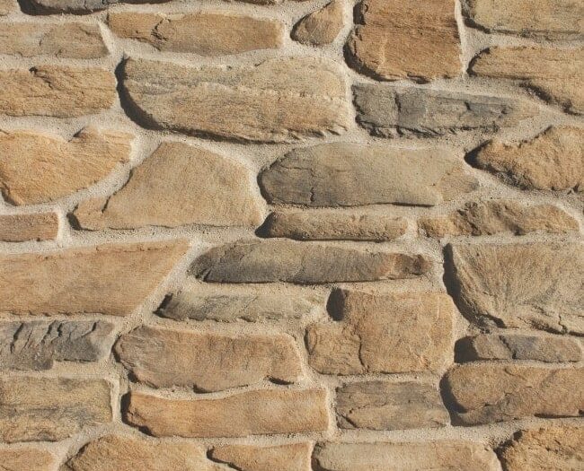 Closeup of Toasted Farmhouse Ledge manufactured stone veneer product