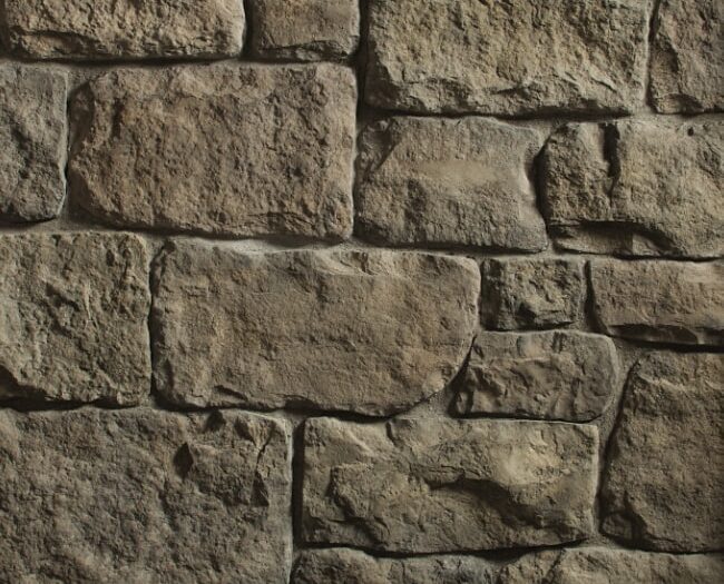 Closeup of Bison Orchard Limestone manufactured stone veneer product