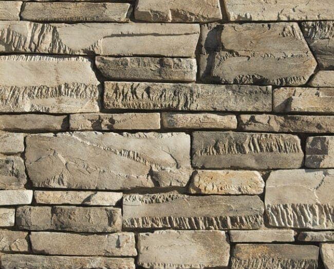 Closeup of Timberwolf Peak Ledge manufactured stone veneer product