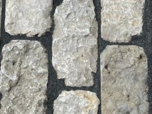Fond du Lac Colonial Pavers product swatch