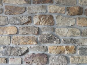 Gatlinburg Natural Edge natural stone veneer at hedberg home