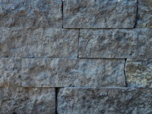 Harbor Blue Sawn Retaining Wall product swatch