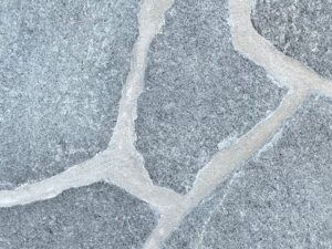 Starlight Black Irregular Flagstone product swatch