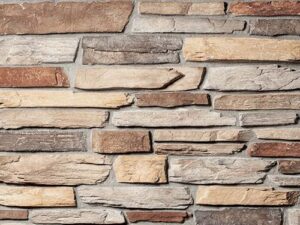 Close up of Bradford Cliffstone manufactured stone