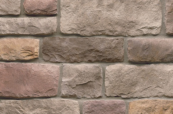 Closeup of Chardonnay Heritage manufactured stone veneer product