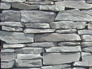 Closeup of Crestone Shadow Ledge manufactured stone veneer
