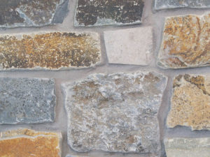 closeup of chief cliff ledge natural stone veneer product
