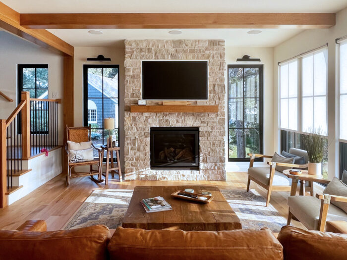Door County Farmhouse - Image 2