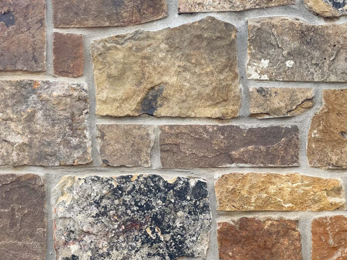 closeup of Fieldstone Squares and Rectangles Natural Stone Veneer