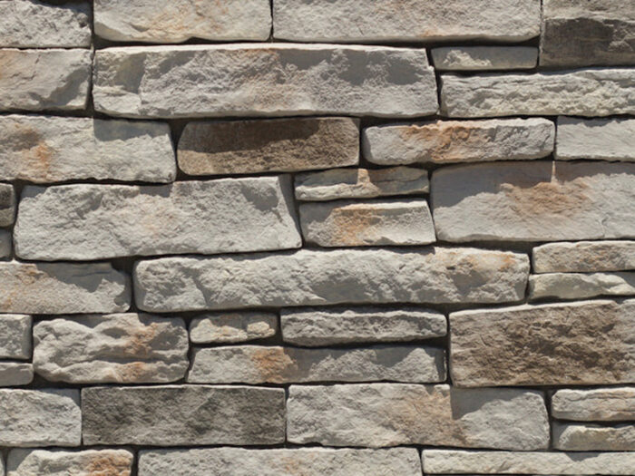 Closeup of Hamilton Ledgestone manufactured stone veneer product